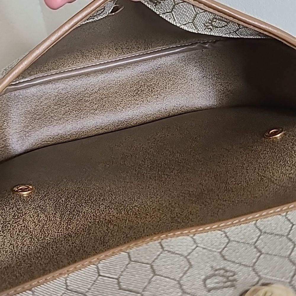 💯Authentic Christian Dior Crossbody Bag🍀 - Picture 8 of 17